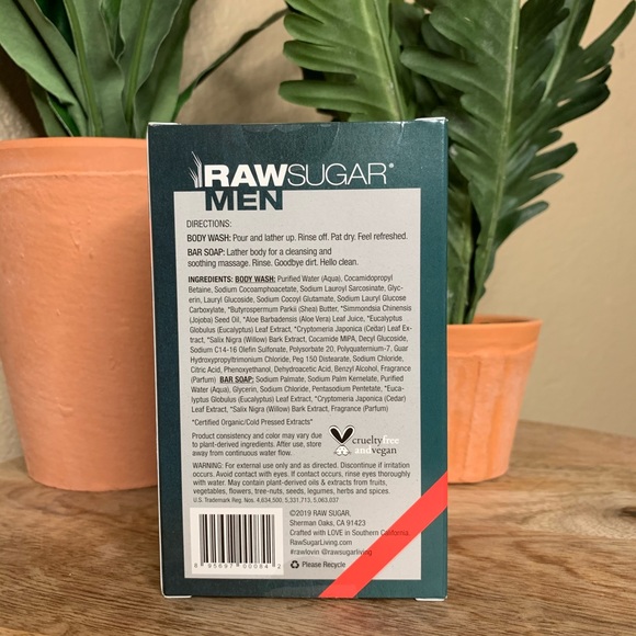 Raw Sugar: Men’s Body Wash Gift Set - Picture 2 of 4
